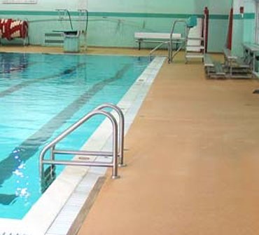NataDek pool floor surface