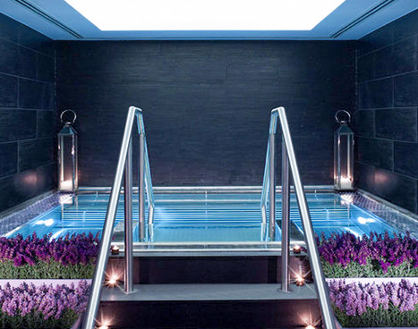 famous-hotel-pools-1