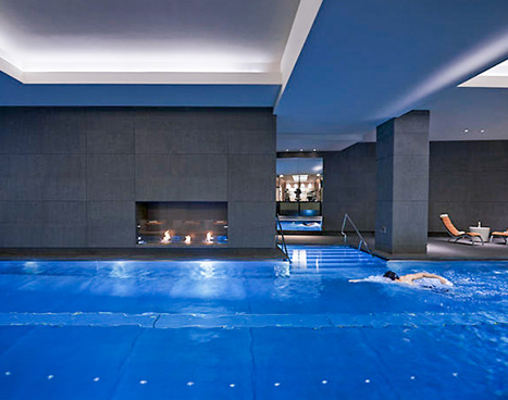 famous-hotel-pools-4