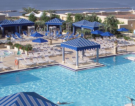 Beau Rivage elevated pool